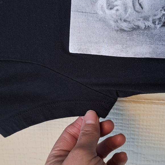 Marilyn Monroe "T.G.I F Thank God I"m Fabulous" T-Shirt Sz M - Picture 6 of 7